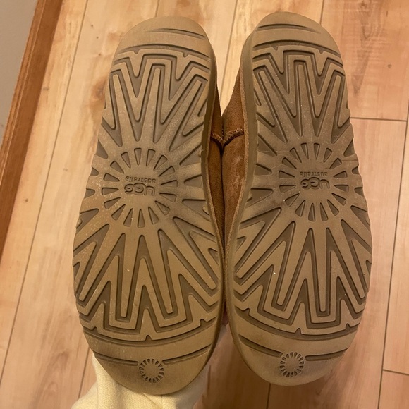 Ugg Classic Tall Boot - Picture 6 of 6